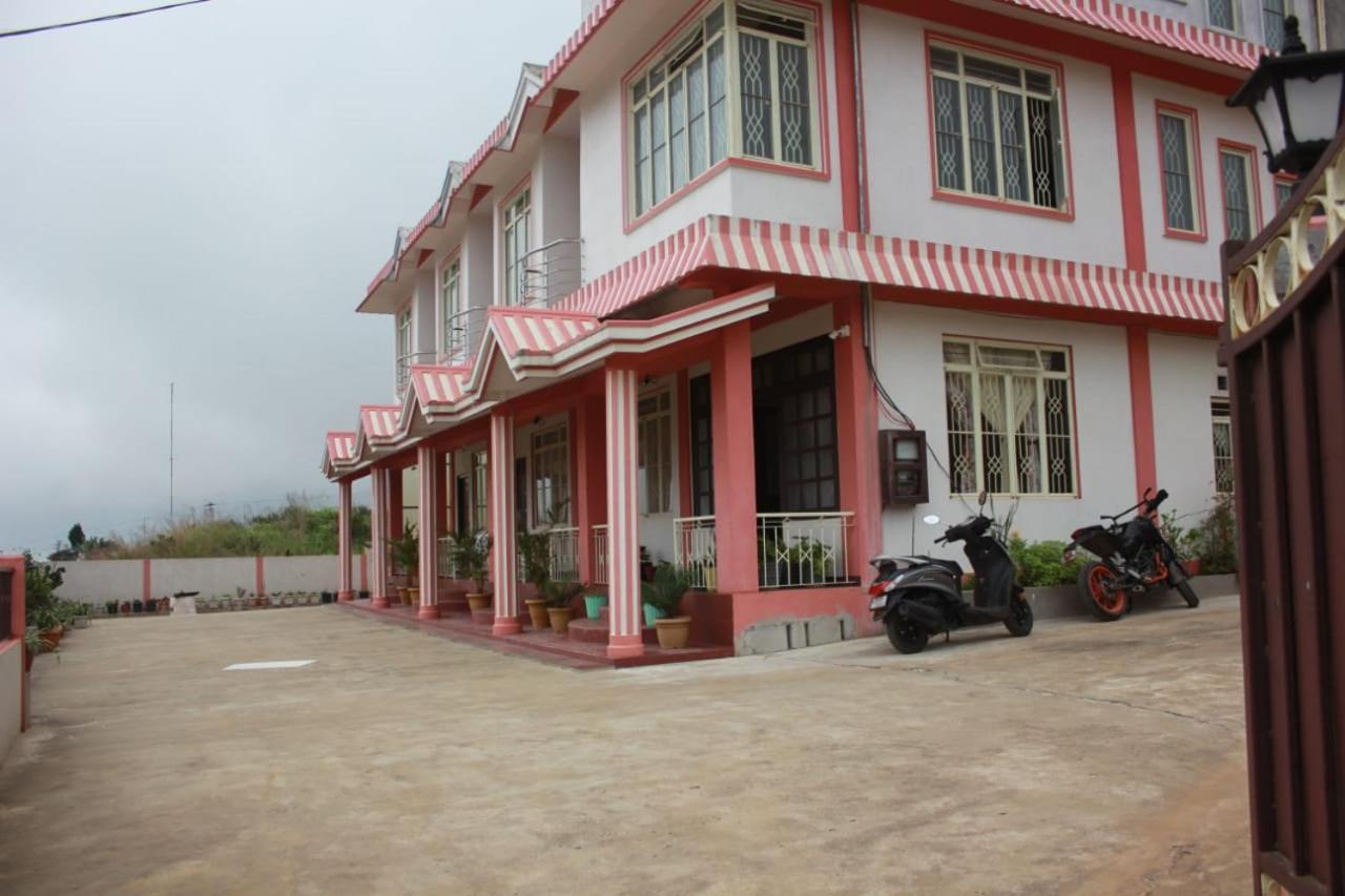 The Escapade Inn Cherrapunji Εξωτερικό φωτογραφία