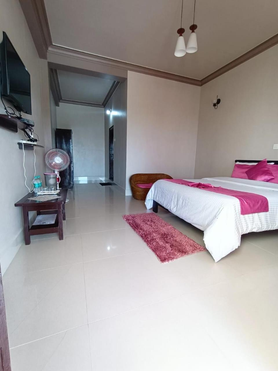 The Escapade Inn Cherrapunji Εξωτερικό φωτογραφία