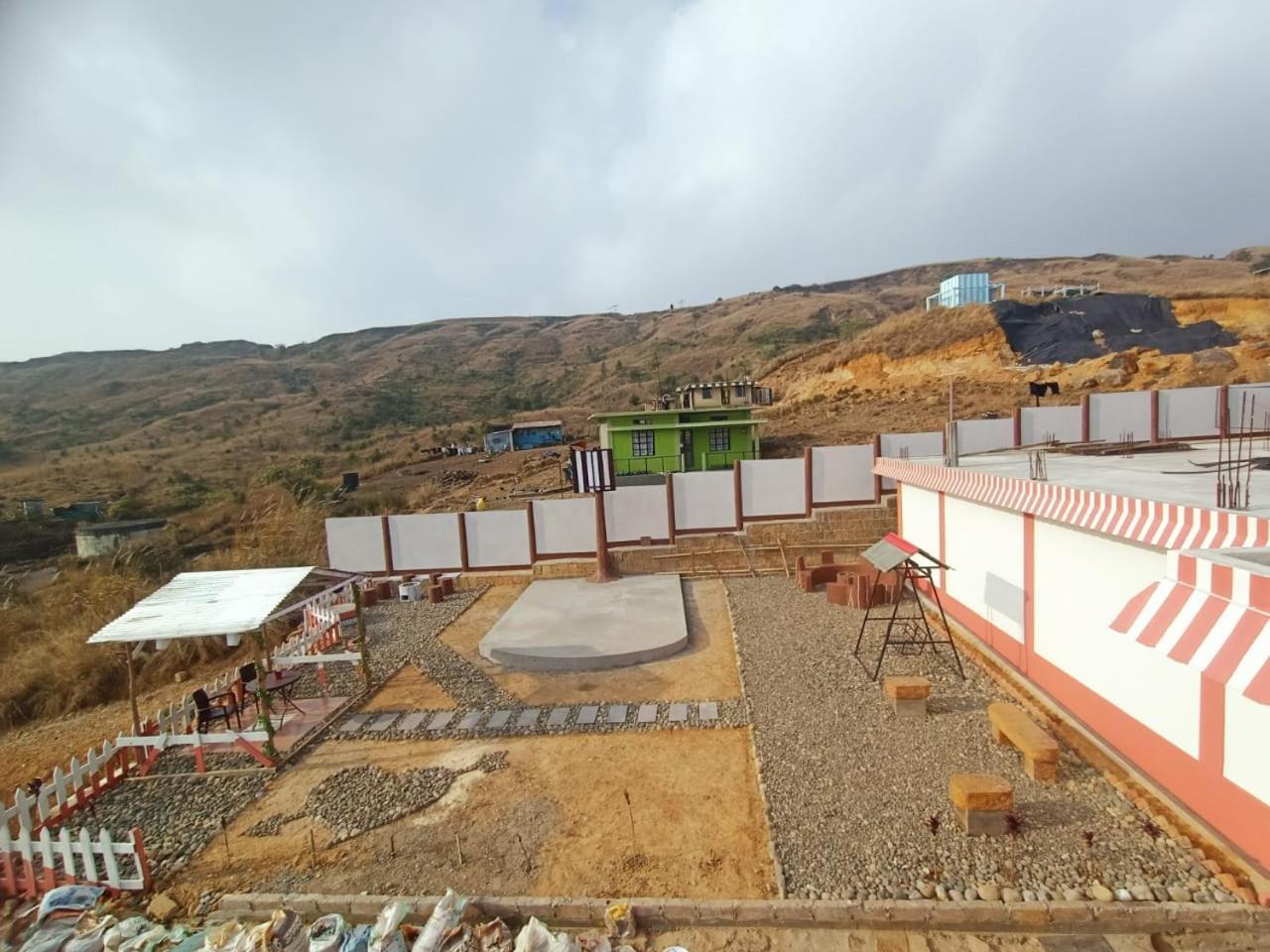 The Escapade Inn Cherrapunji Εξωτερικό φωτογραφία